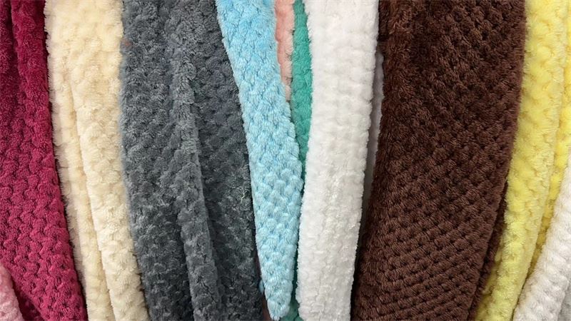 Material de roba de peluix
